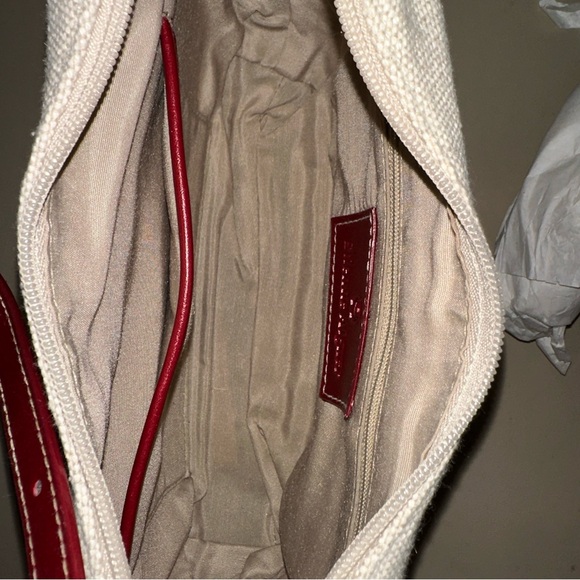 Etienne Aigner Elegant Cream and Red Shoulder Bag - Picture 6 of 9